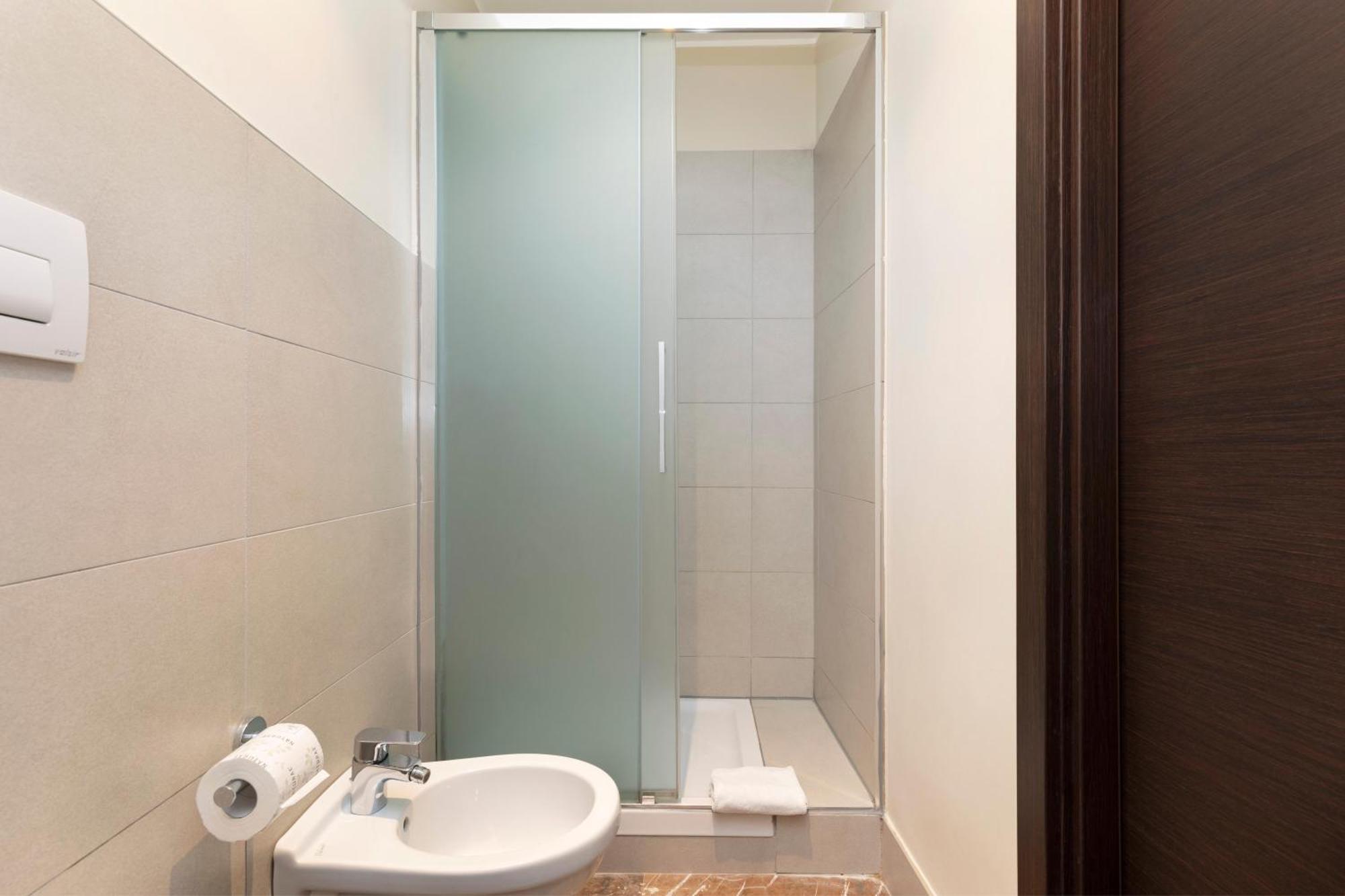 B&B Hotel Milano Sant'Ambrogio Luaran gambar