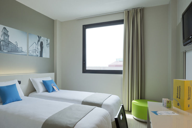 B&B Hotel Milano Sant'Ambrogio Luaran gambar