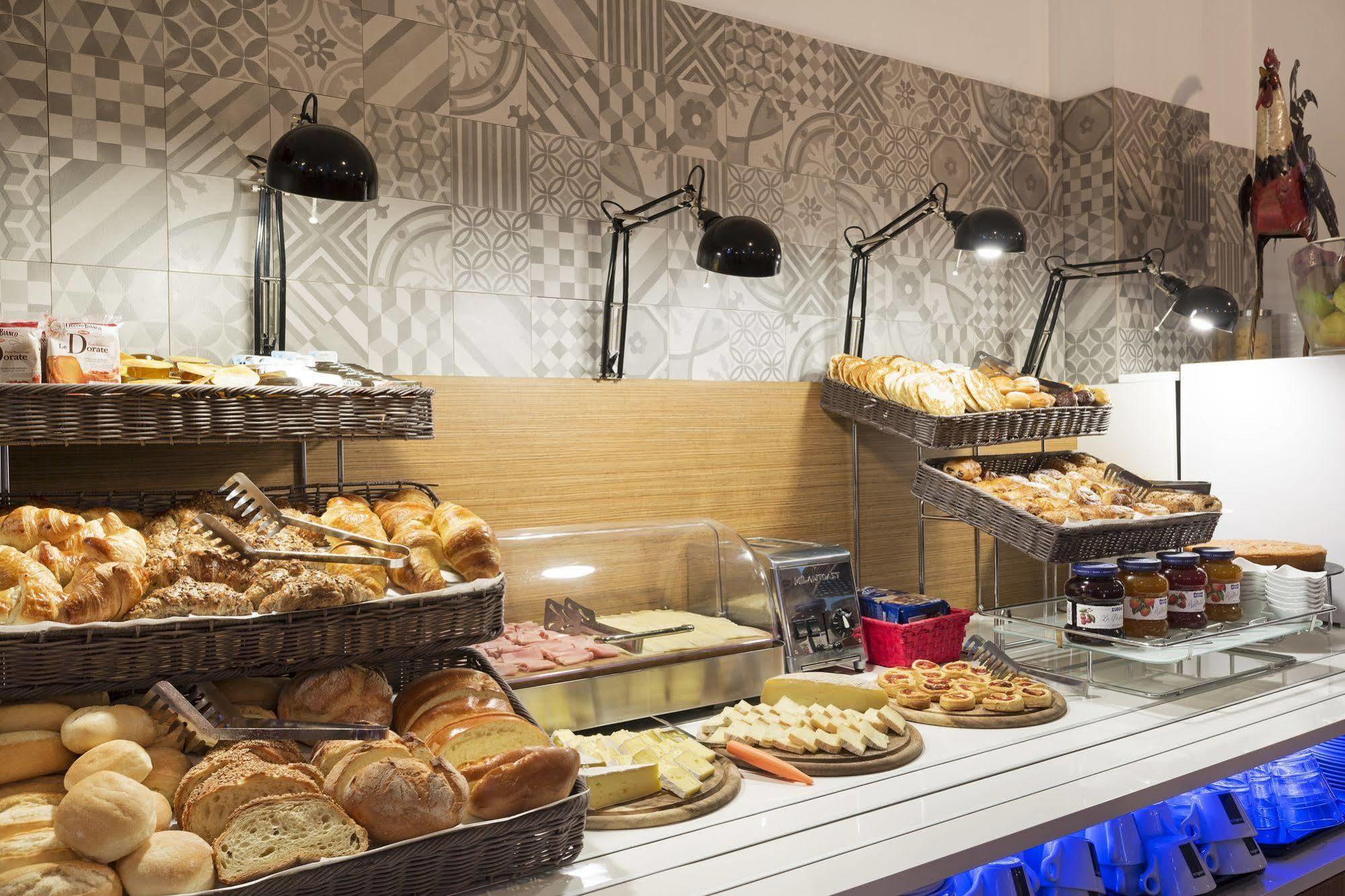 B&B Hotel Milano Sant'Ambrogio Luaran gambar